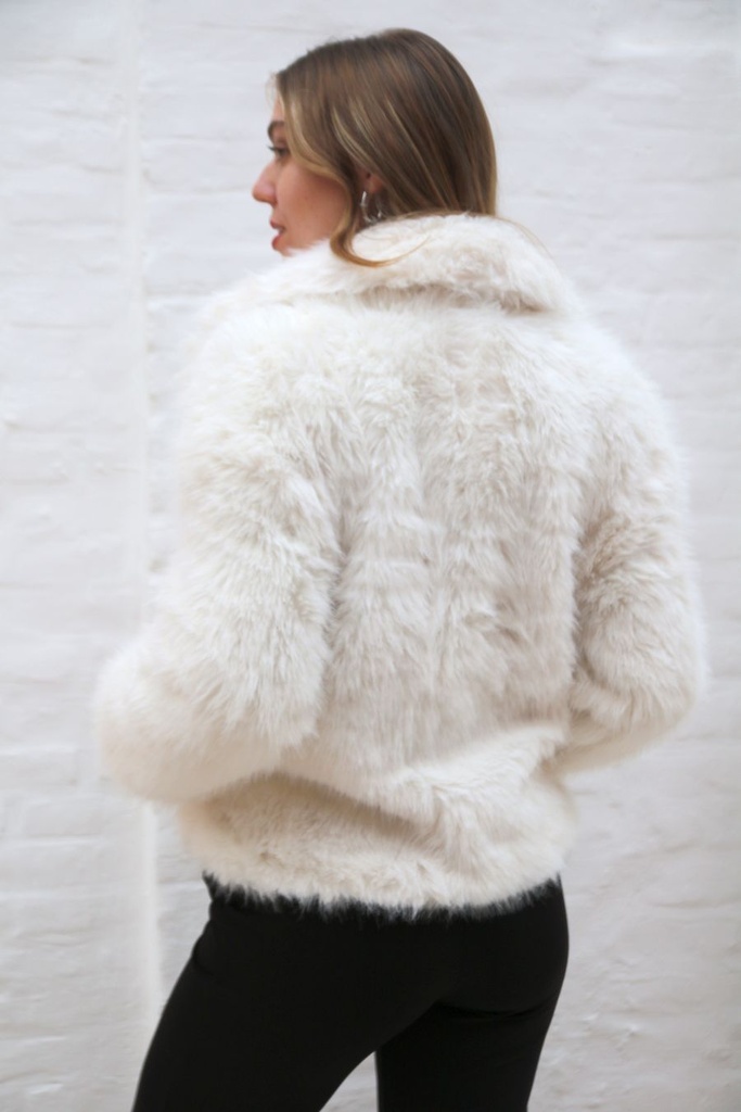 [201095] Jas Nura ecopels v-hals met overslag - Wolwit Detail