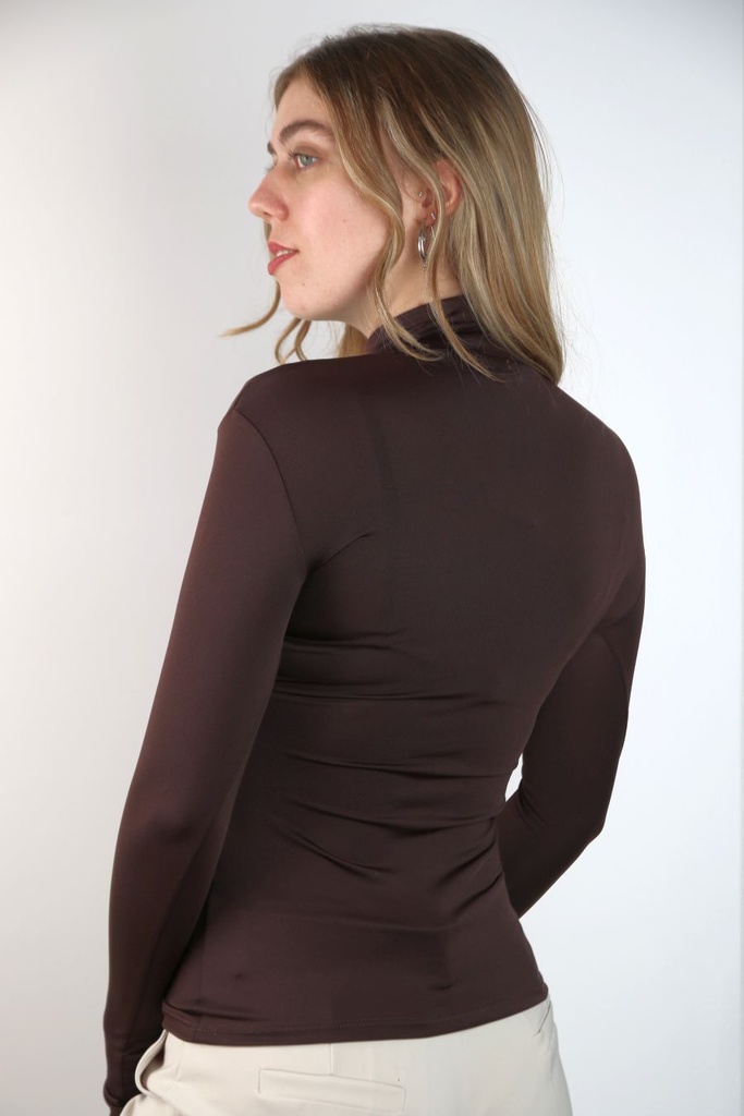 [201098] Top Naël opstaande kraag uitsnede  - Bruin Detail