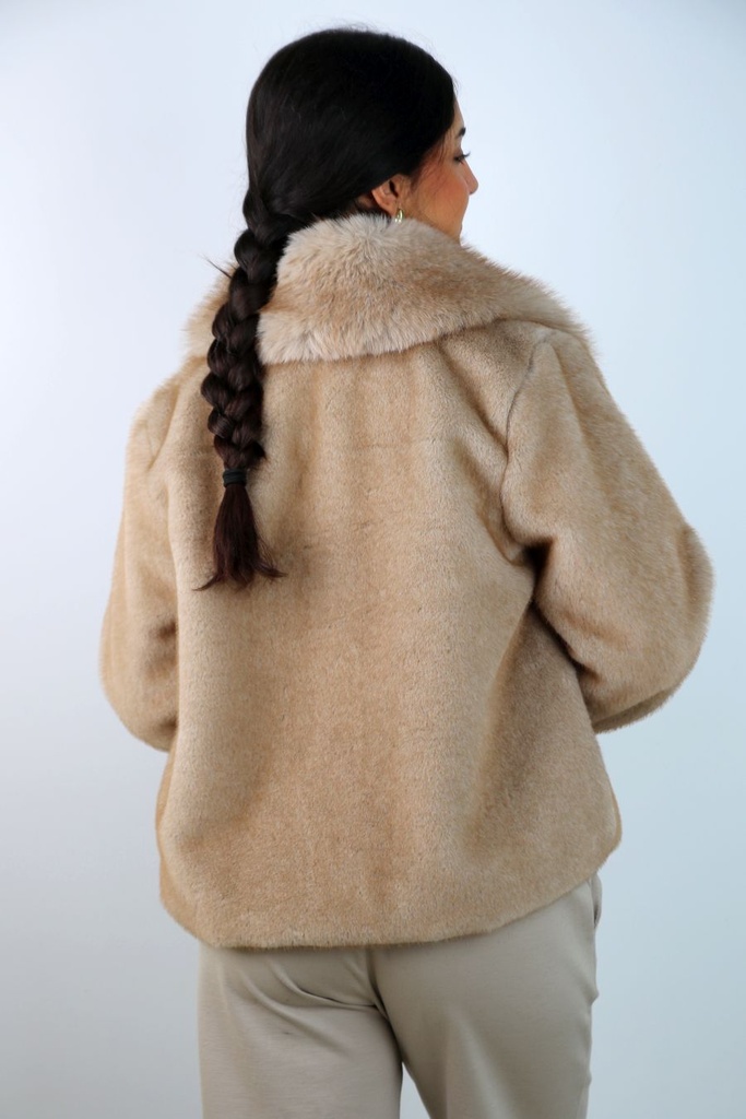 [201123] Kort jasje Nikai ecopels kraag met overslag  - Beige Detail