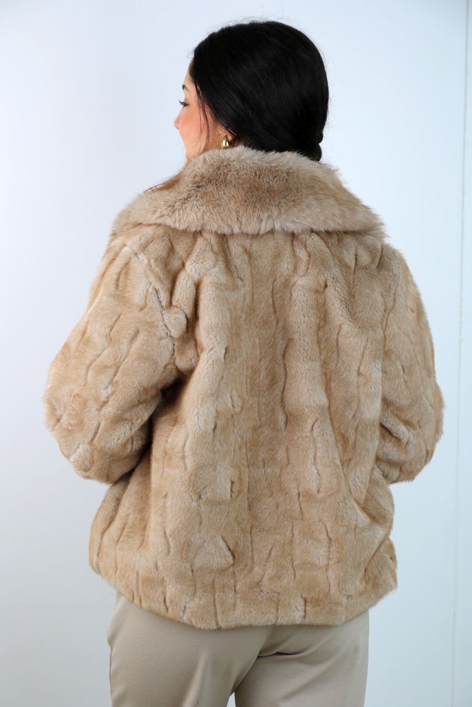 [201124] Kort jasje Nieck ecopels nerts kraag  - Beige Detail