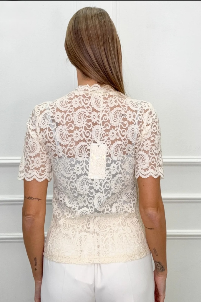 *Kanten shirt Rosa met opstaande kraag - Geel Detail