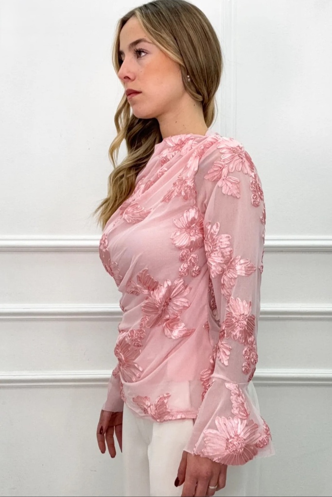 Bloemenshirt Rafael met drapage en trompetmouw nm47 - Roze Detail