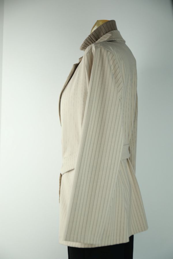 [201197] Vest Ole nm45 krijtstreep reverskraag  - Beige-zwart Detail