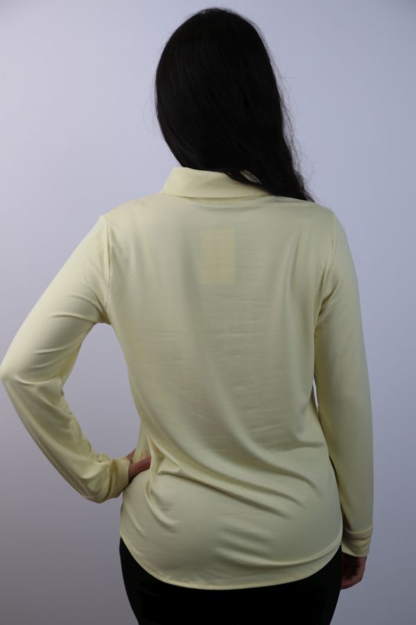 Blouse Ruth polokraag nm20 - Lichtgeel Detail