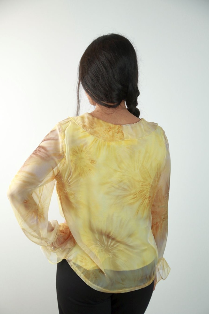 [201298] Gevoerde blouse Rida met volantkraag en trompetmouw nm47 - Geel-beige Detail