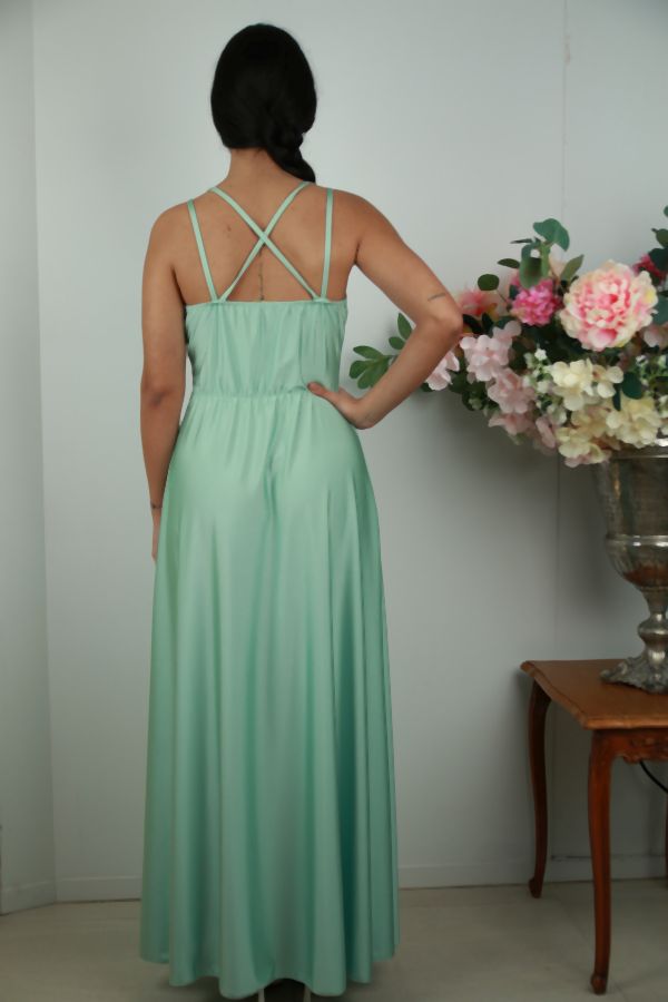 [201479] Satijnen jurk Robbert gekruiste buste en zijsplit - Muntgroen Detail