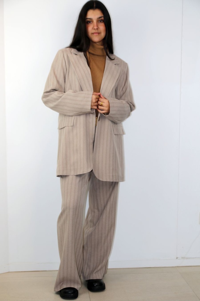 [201195] Maxivest Olaf nm51 krijtstreep reverskraag  - Taupe-bruin Detail