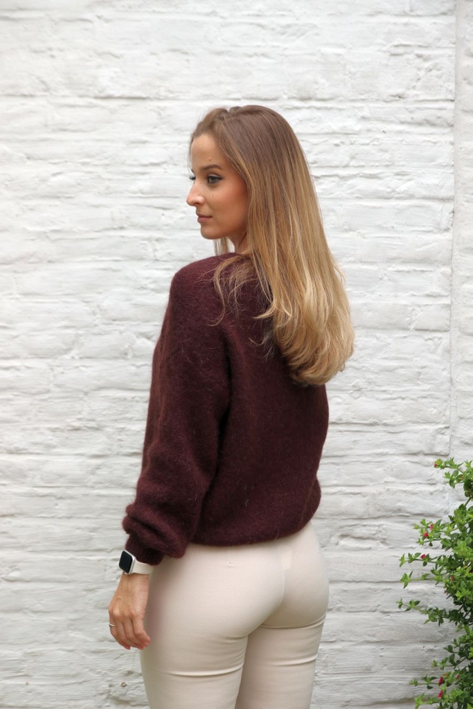 [10017279] Mohair trui Lune nm65 V-hals bevat mohair en wol - Bruin Detail