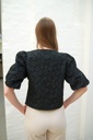 [201309] Korte vest Rinze met korte pofmouw en rozenknopen  - Zwart Detail