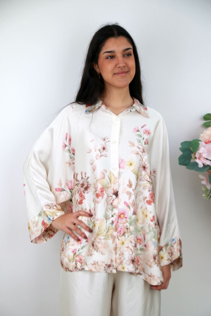 [201572] Tuniek en broek Stef nm100 bloemenbodem wijde mouw  - Detail