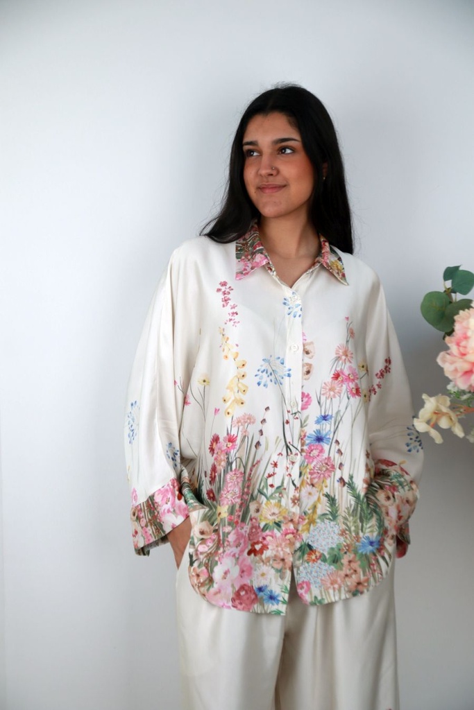 [201575] Tuniek en broek Sepp nm100 wilde bloemen wijde mouw - Detail
