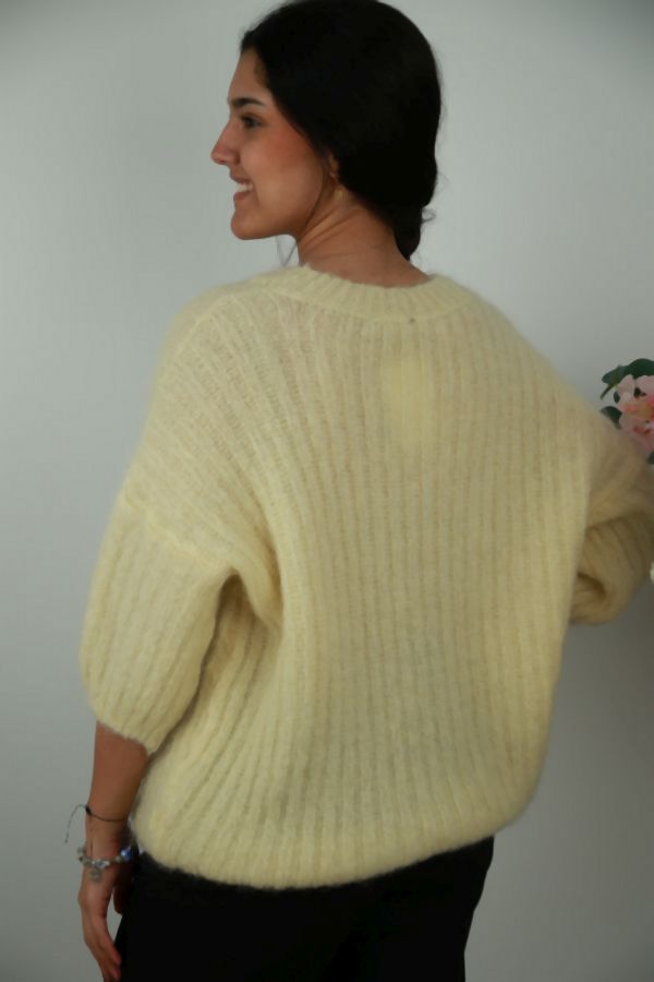 [201601] Pull Nan nm50 mohair 3/4e mouw ronde hals - Lichtgeel Detail