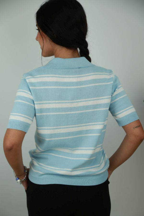 [201607] T-shirt Nanette nm100 v-hals polokraag horizontale strepen - Hemelsblauw Detail