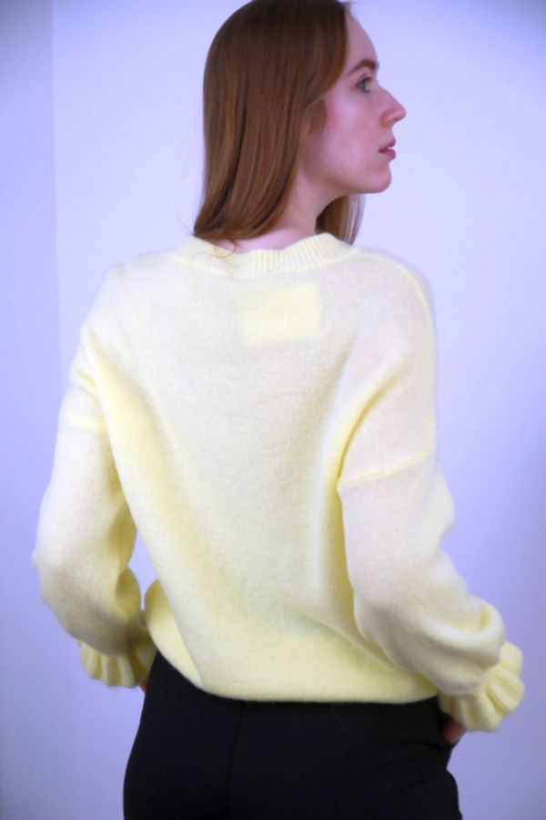 [201632] Pull Nees nm27 ronde hals gefronste trompetmouw - Geel Detail
