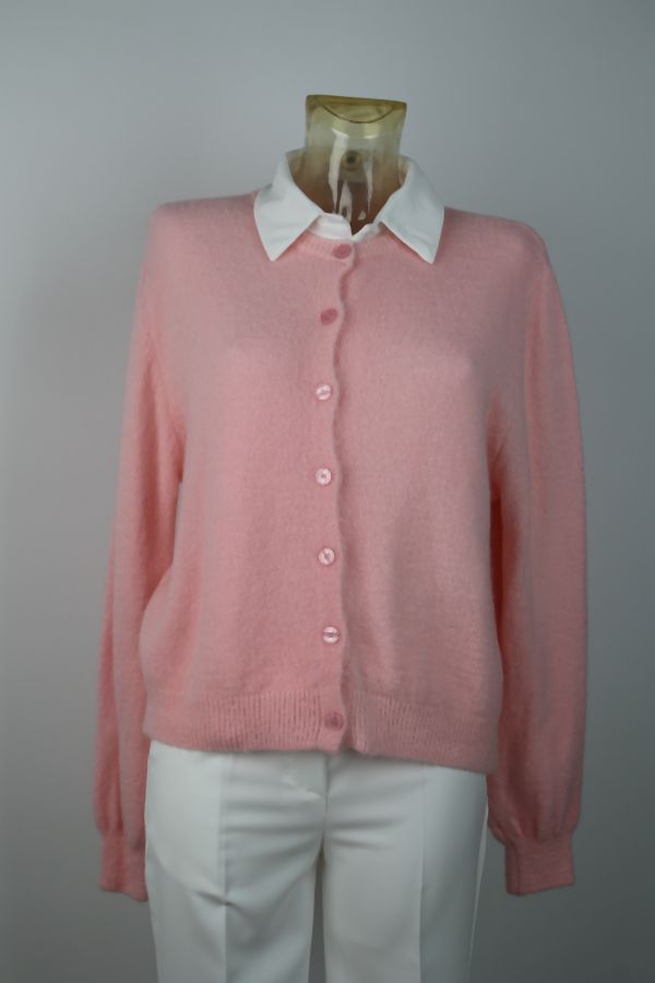 [201409] Cardigan Sami nm25 suri alpaca, ronde hals, lange mouwen met nacré knopen - Roze Detail