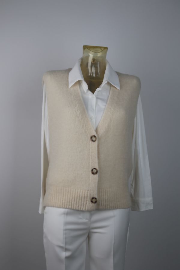 [201397] Debardeur Senn nm20 mohair V-hals 3 knopen - Beige Detail
