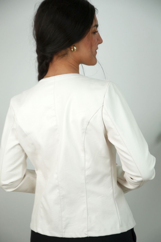 [201414] Korte jacket Nynthe eco leer ronde hals geen kraag - Wolwit Detail