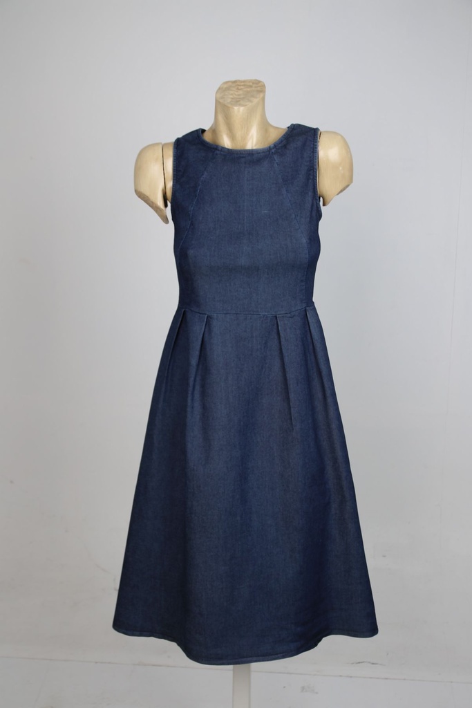 [201833] Jurk Selena nm65 jeanslook klokrok mouwloos aansluitend bovenstuk tailleplooien en rugrits - Denim used Detail