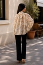 [201297] Bloemenblouse Roza met trompetmouw en strik nm85 - Beige-geel Detail