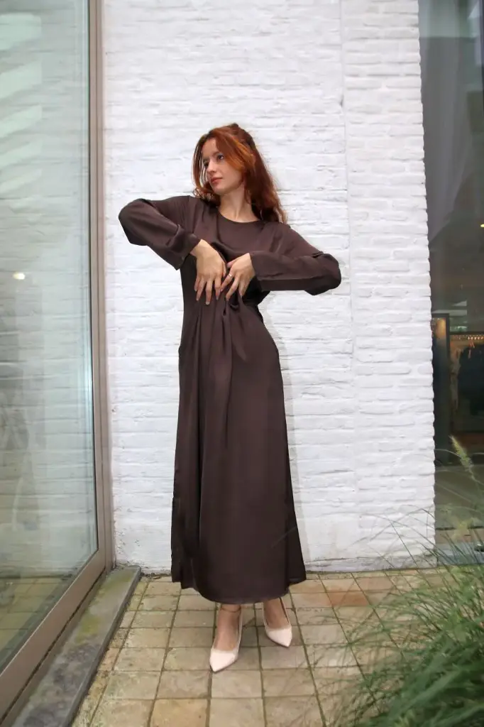 Zijden wijdse jurk Gerdien