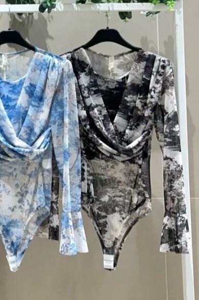 Body Jur crossed V-neck