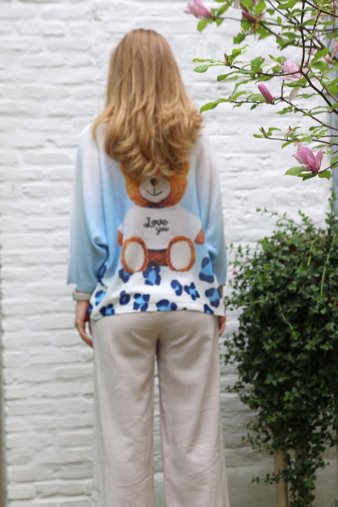Sweater Jayen Bear love you openwork bat sleeve