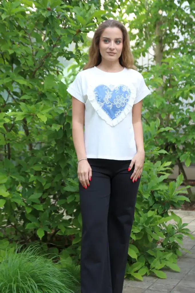 T-shirt Jaan nm95 XL brodé bordure cœur broderie anglaise