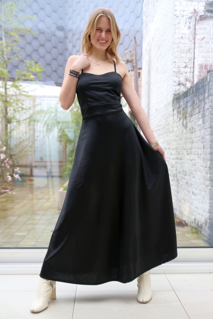 Long satin dress spahetti straps open back crossed ribbon