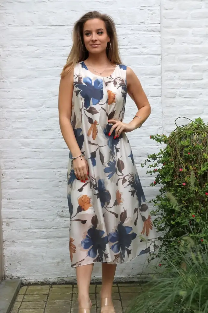 Mouwloze jurk Lonneke nm95 wazige bloemen 