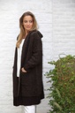Tricot lange mantel Lauri nm26 bouclé capuchon zakken 