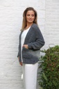 Cardigan Laureen nm30 bouclé V-hals zakken grovere bouclé