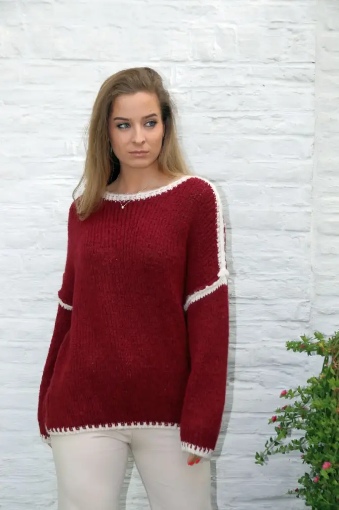 Pull Marwa nm18 ronde hals en anderskleurige naden