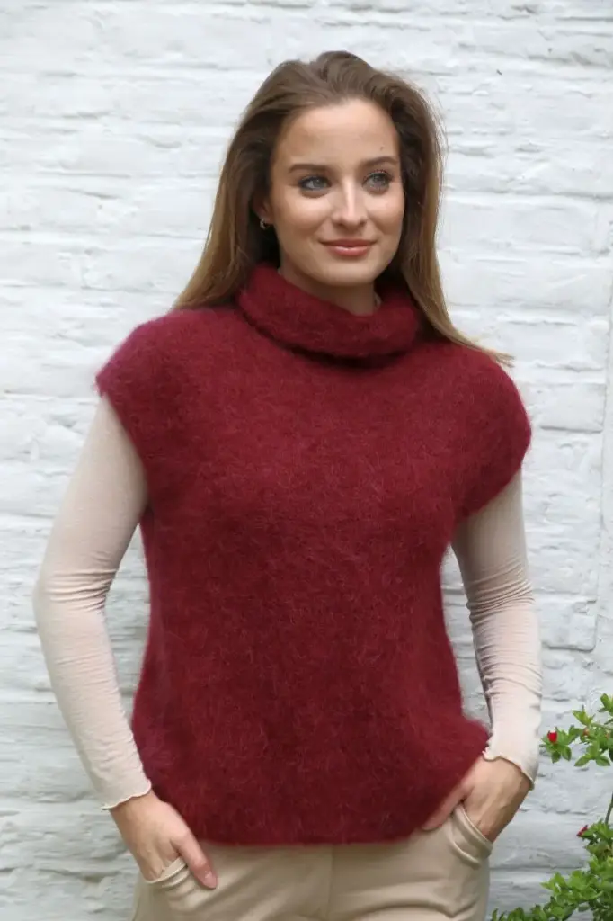 Mouwloze pul Loreen nm55 rolkraag kid mohair fijne alpaga