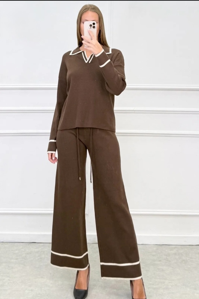 Tricot setje Nova nm50 pull en broek openvallende kraag 