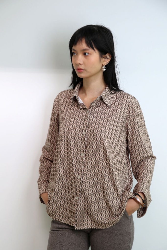 Blouse Niene nm20 met lange mouwen 