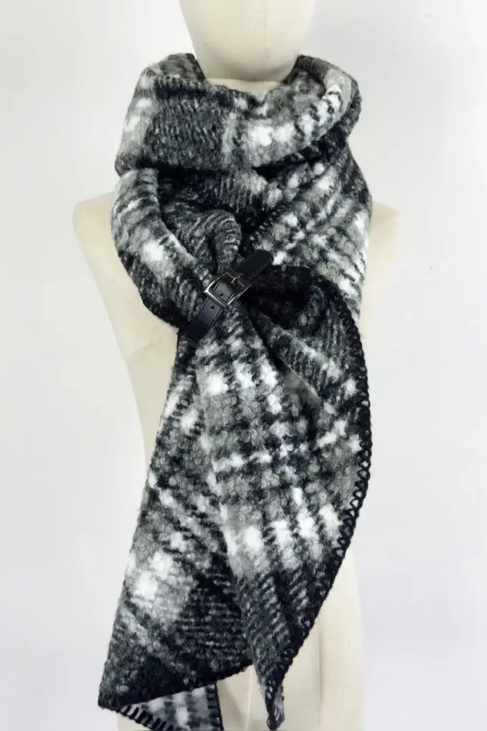 Geruite bouclé sjaal Maher nm100