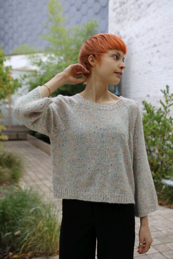 Pul Lene nm28 spikkel rugsplit striklint open hals losse mouw