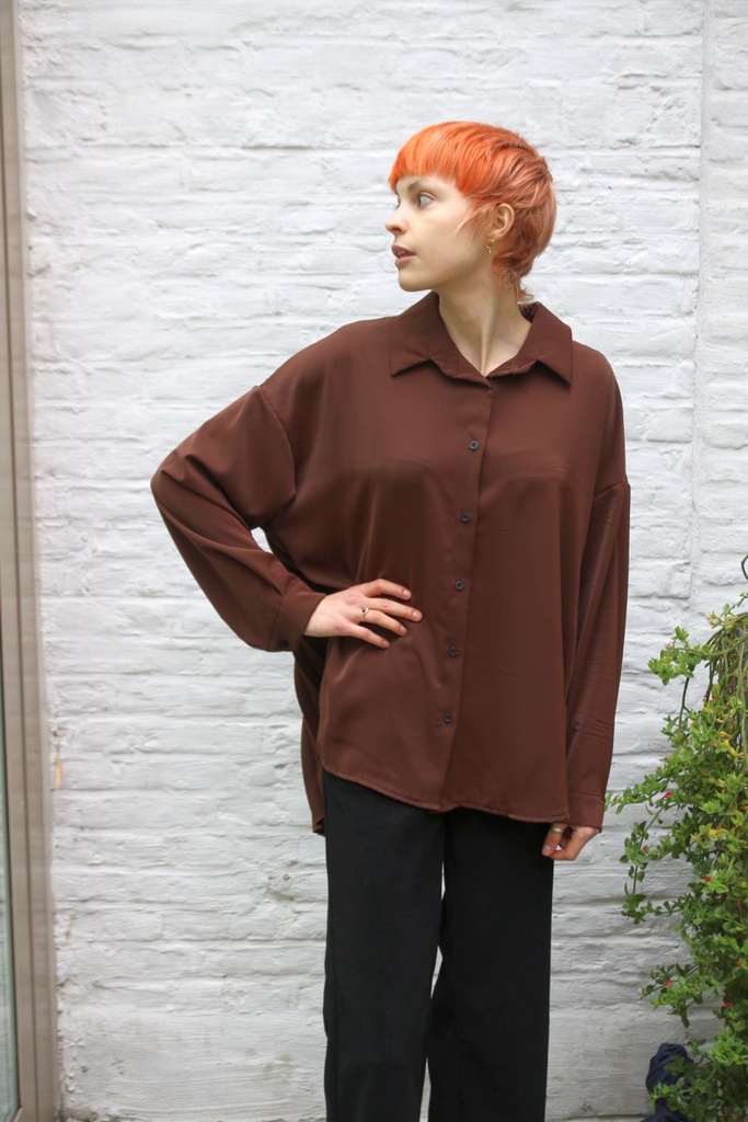 Tuniek Lone plissé ruk kraag nacré doorgeknoopt