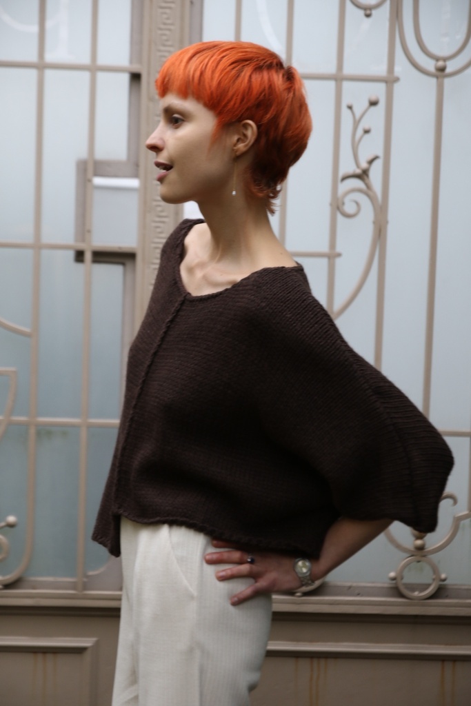 Pull Noemi nm20 boothals asymmetrische boord met strik