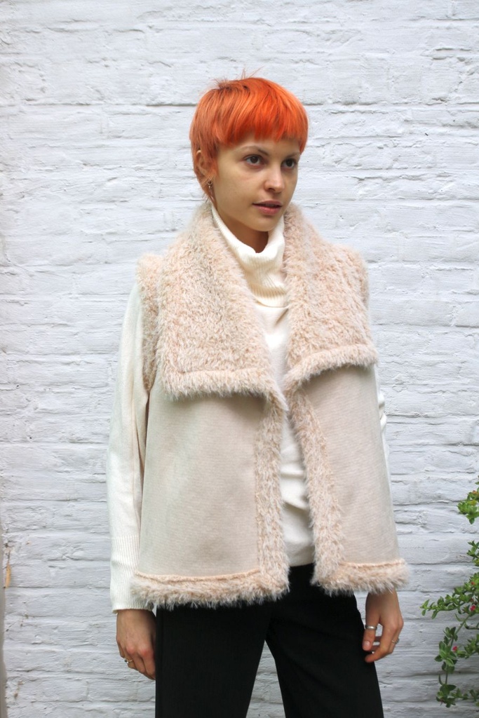 Suede gilet Micah met ecopels details