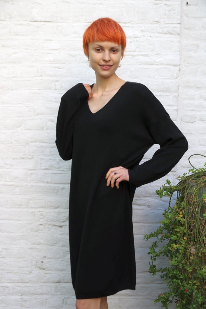 Jurk 7/8 Pim nm50 v-hals recht patroon zacht aanvoelend