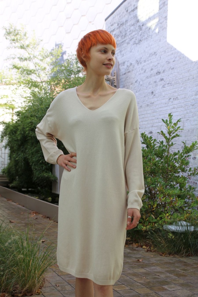 Jurk 7/8 Pim nm50 v-hals recht patroon zacht aanvoelend