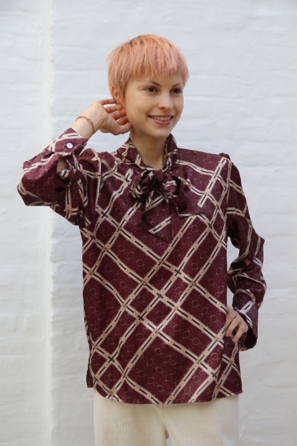 Blouse Milas met geruite print van riemen en schakels