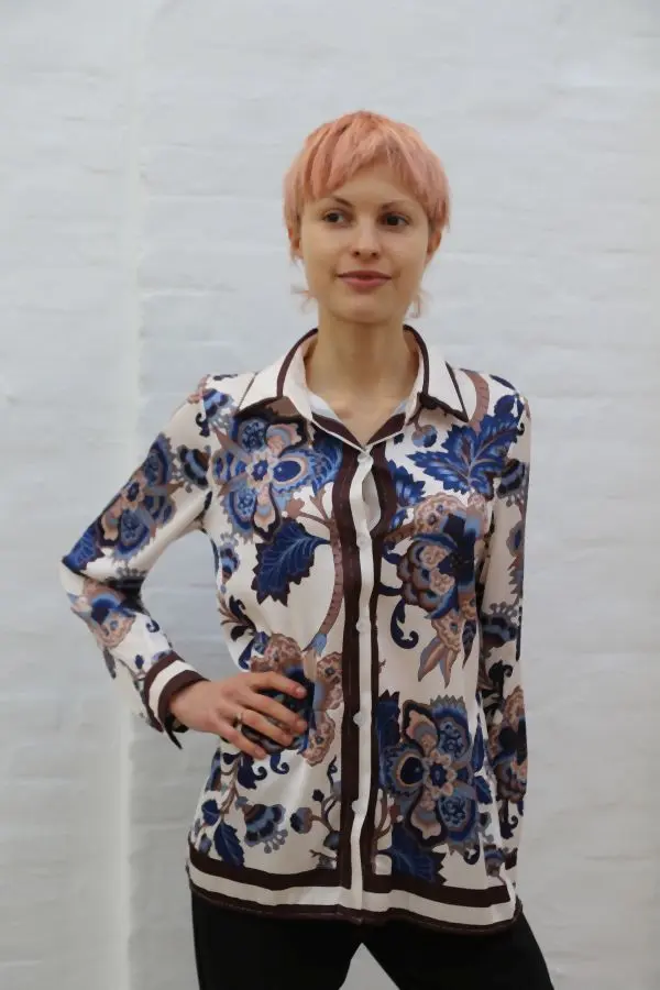 Blouse Maura met getekende botanische print