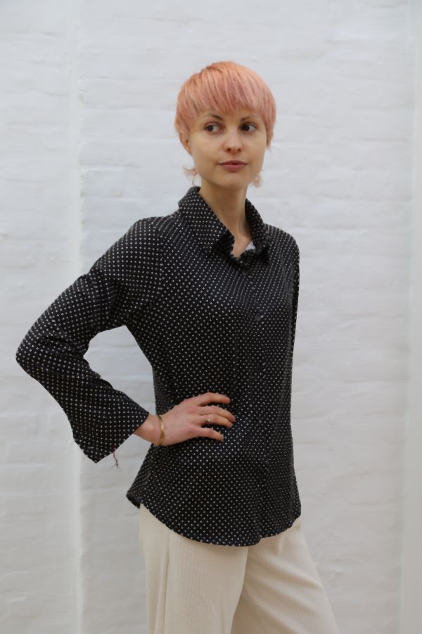 Blouse Lano nm20 bollenprint kraag nacré doorgeknoopt