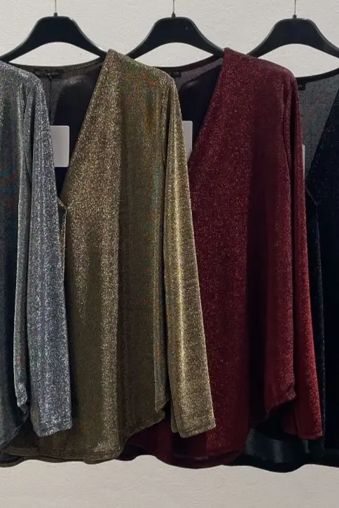 Glamy lurex blouse Lyke nm52 V-hals met springplooi