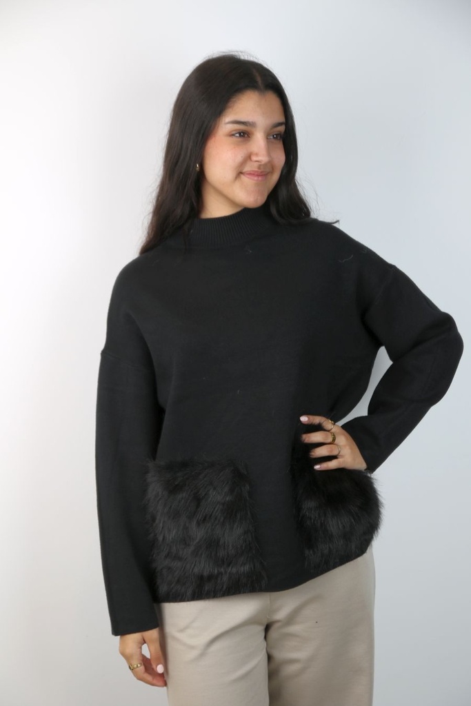 Pull Patryk nm50 geribde kraag fluffy zakken