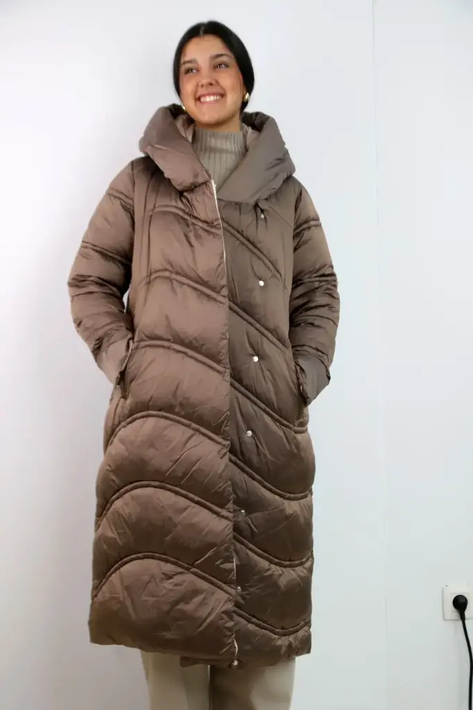 Jas Quiana lang gewatteerd drukknopen capuchon