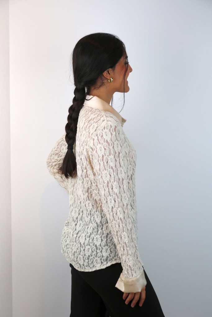 Blouse Nouraya kant met satijnen kraag 