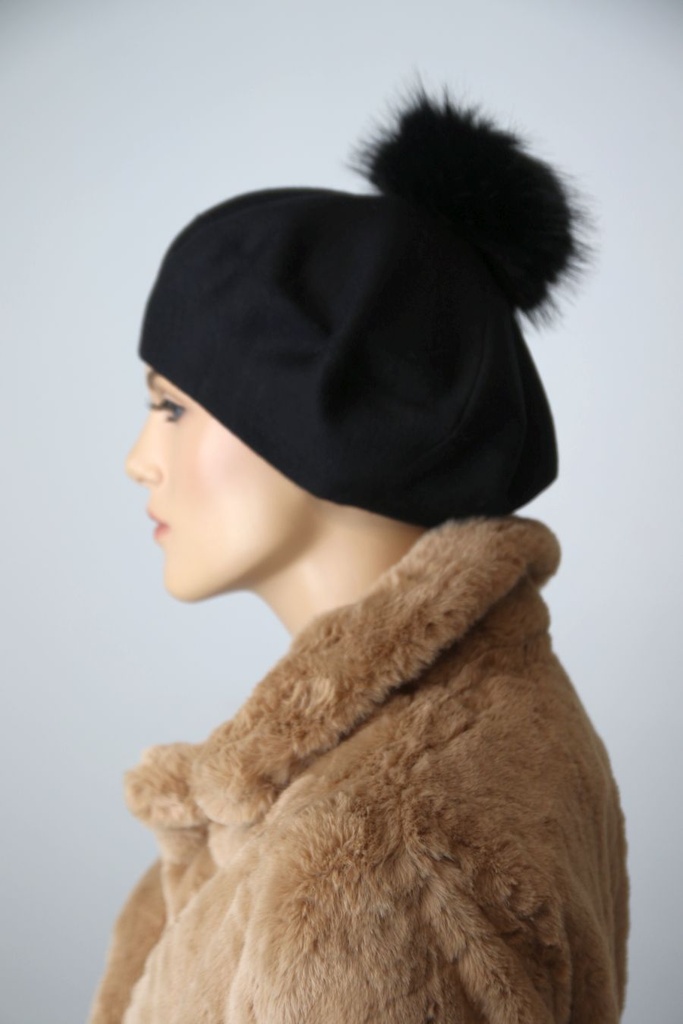 Tricot muts Lawrence